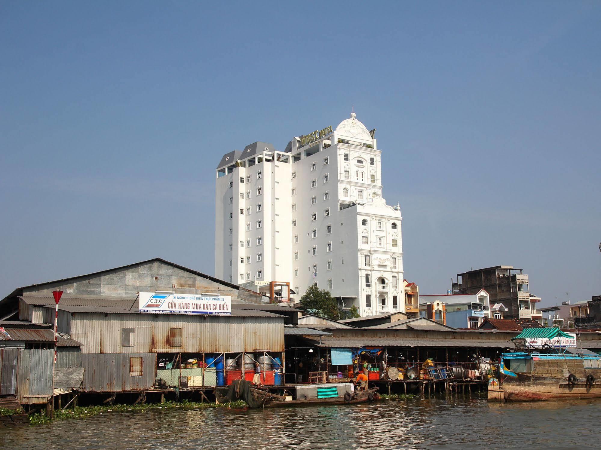 West Hotel Can Tho Exterior photo